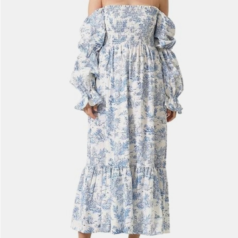 Nothing fits but - Dress